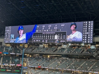 �I�[�v����